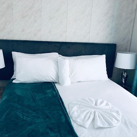 Gabz Airport Inn Gaborone Dış mekan fotoğraf
